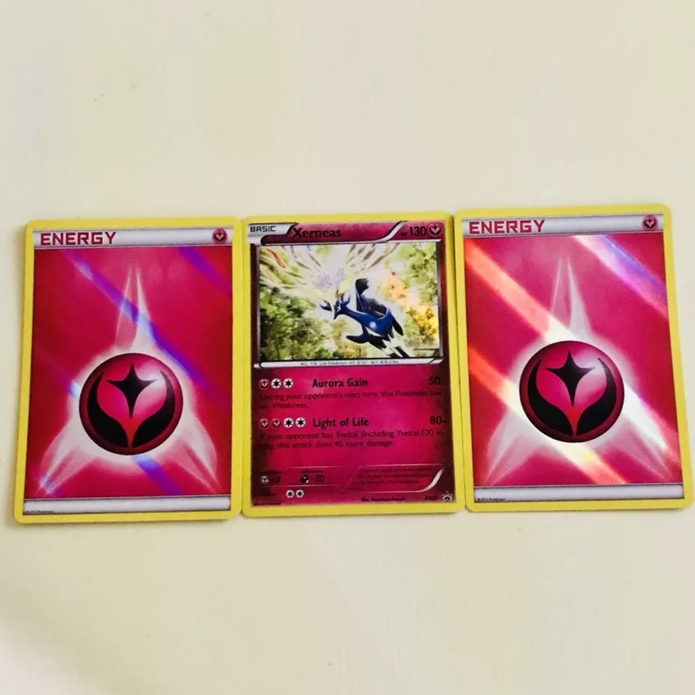 Pokémon Xerneas + Fairy Energy Trading Cards Lot